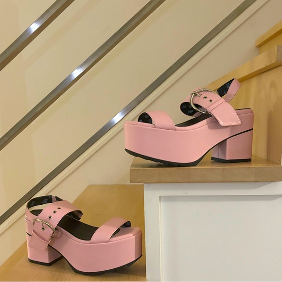 DOLLS KILL pink platform sandals - Picture 1 of 5